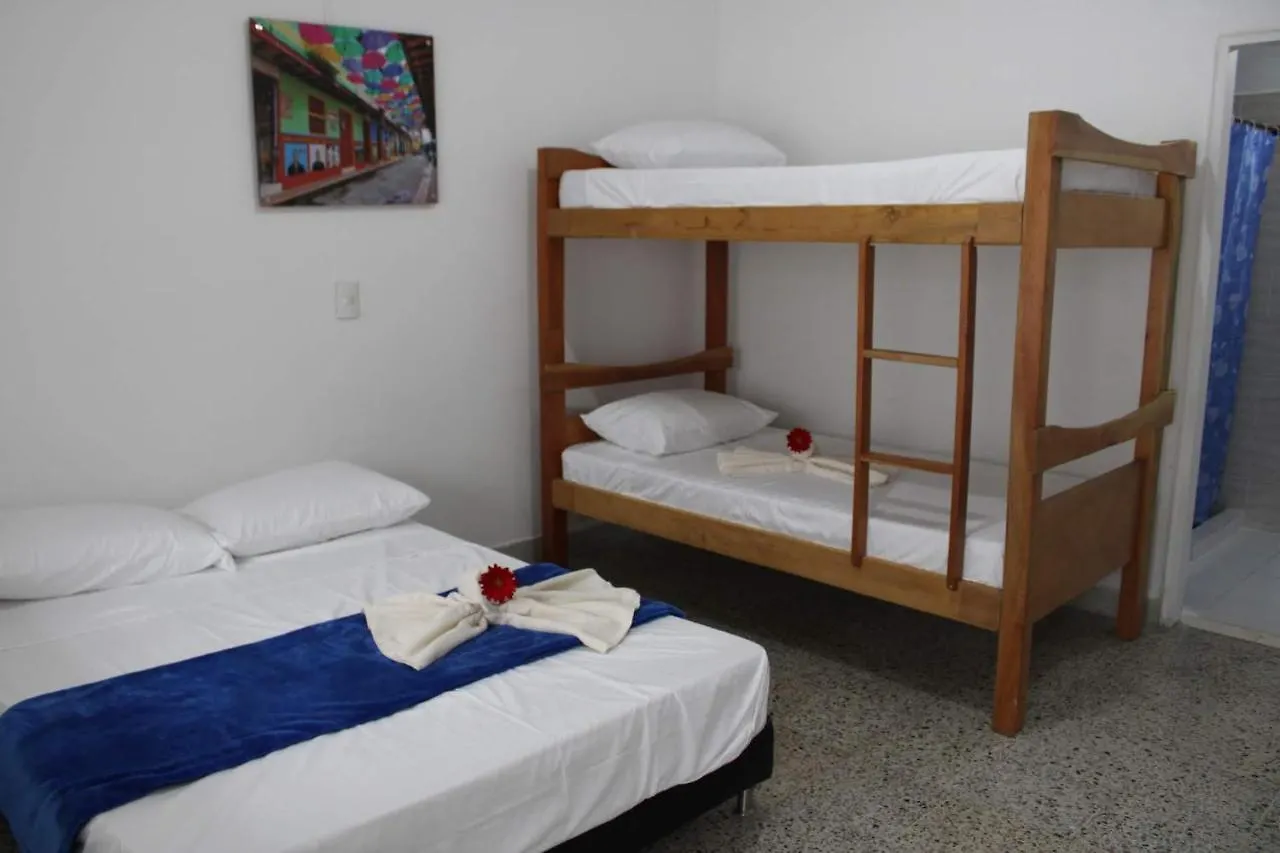 Absolute Medellin Hotel & Hostel Maison d'hôtes